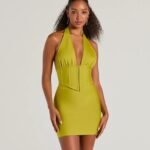 Sculpted Sultry Bandage Halter Crop Top