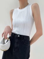 Vibemartini Solid Wavy Textured Tank Top
