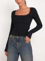 Vibemartini Lace Trim Long Sleeve Crop Top - Image 3