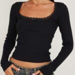 Vibemartini Lace Trim Long Sleeve Crop Top